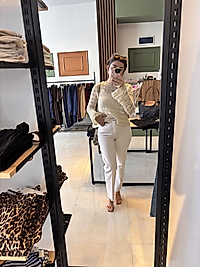 Beyaz likralı flare jean