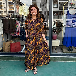 Kısa kollu astarlı şifon elbise