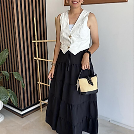 Yıldız düğmeli yelek ekru renktir