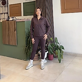 Tayt takım acı kahve