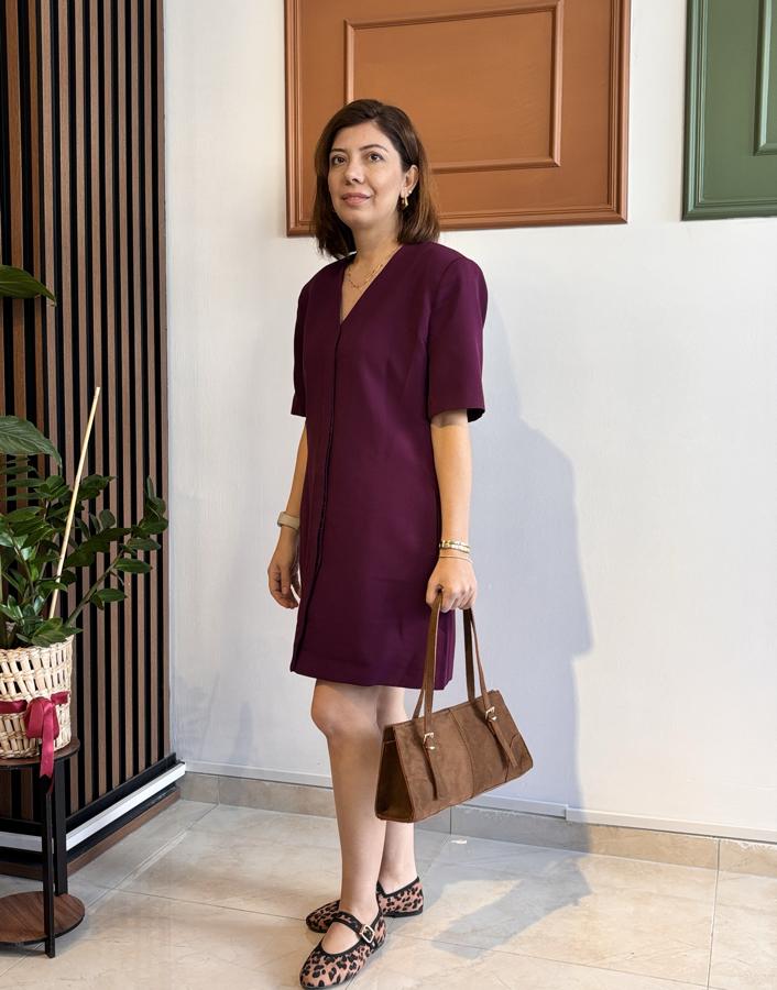 V yaka mürdüm renk elbise